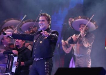 Rey a rey', el homenaje de Alejandro Fernández a su padre que no pudo hacerle en vida