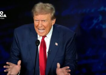 Exigen disculpa de la campaña de Trump tras llamar a Puerto Rico «isla flotante de basura»