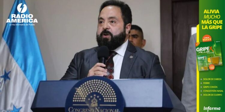 Luis Redondo cancela reunión en el CN e indica que "no se someterá a la extorción de negociar el presupuesto”