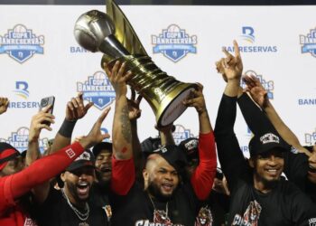 Leones del Escogido se corona en República Dominicana y se matricula en Serie del Caribe