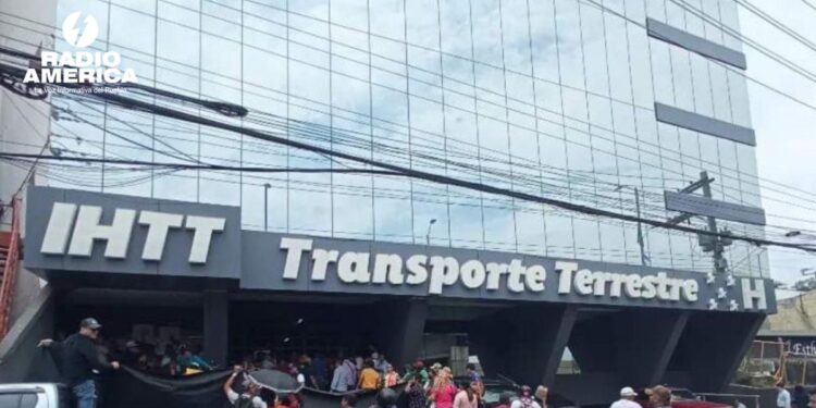 MP desarticula red de abogados que falsificaban documentos para realizar trámites en el IHTT