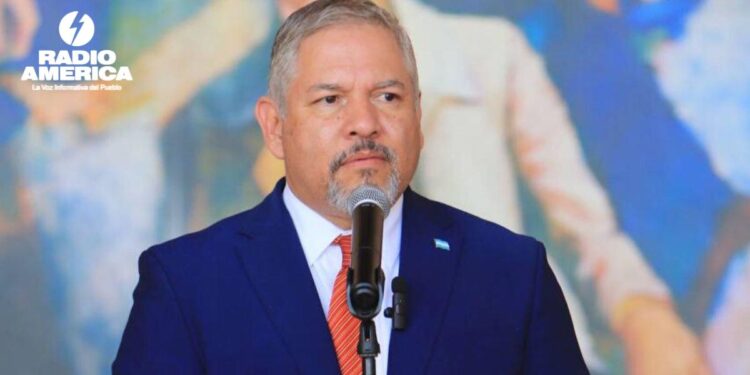 Canciller hondureño destaca «muy buen nivel» de relación con EE.UU. en el tema migratorio