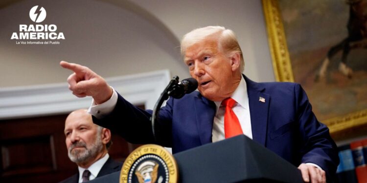Trump aumenta su ofensiva migratoria con más órdenes ejecutivas para agilizar detenciones