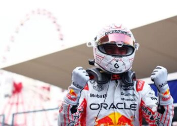 Verstappen sale primero en Japón, por delante de los McLaren