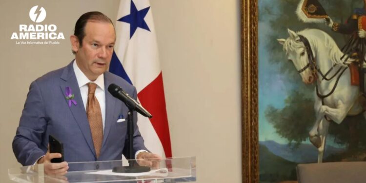 El canciller de Panamá rechaza críticas por opacidad tras acuerdo de seguridad con EE.UU.