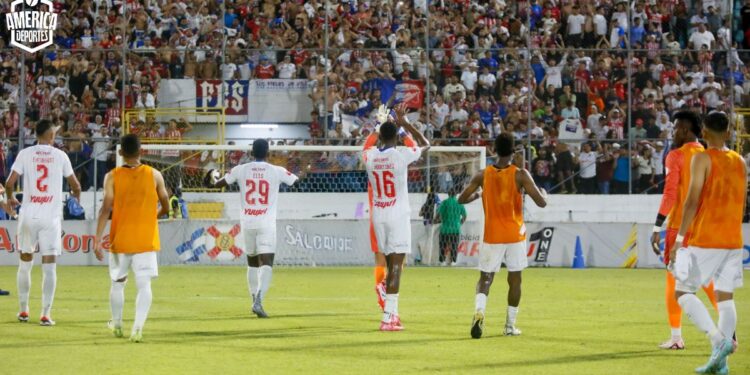 Olimpia remonta y supera a Real España en juego de ida de la final del Clausura hondureño