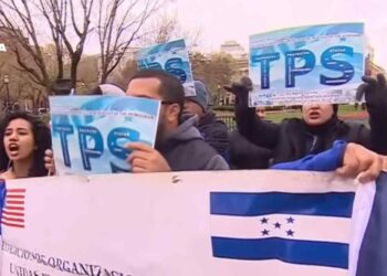 Unos 55.000 hondureños en EEUU temen perder su TPS tras el fallo contra los venezolanos