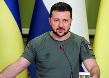 Zelenski anuncia el retorno de los primeros 390 prisioneros del canje de mil por mil