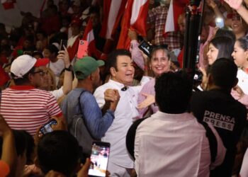 En convención: Salvador Nasralla "Nuestro compromiso es el combate frontal a la corrupción"