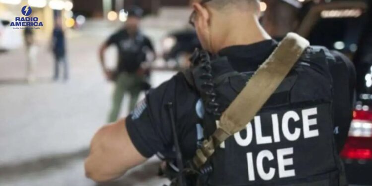Gobierno de EEUU dice que deportó a 528 personas de la ciudad texana de Houston