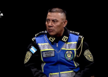 El general José Adonay Hernández, confirmó que se están realizando operativos para liberar espacios públicos ocupados por vehículos chatarra.