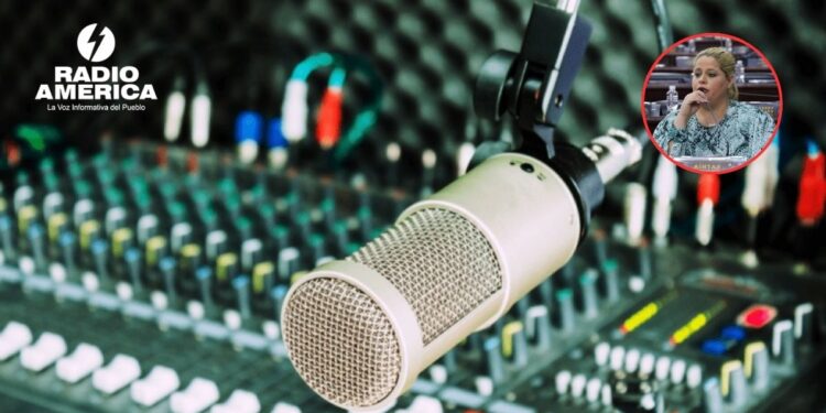 Kathia Crivelli rechaza proyecto sobre radios comunitarias: “Es una ley mordaza disfrazada”