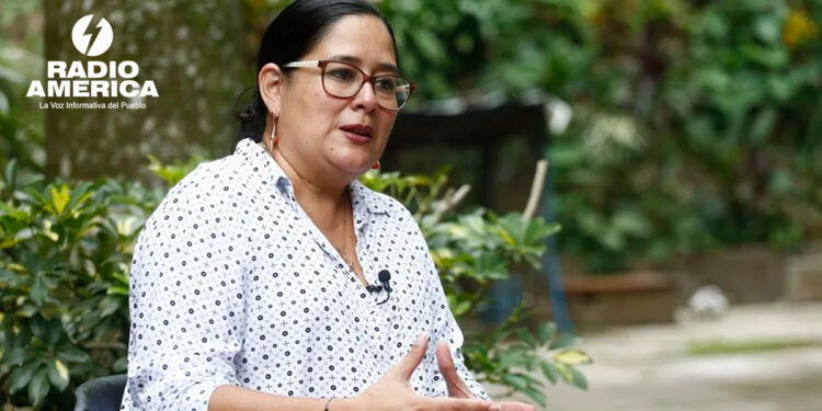 Ruth López_radioamérica jpg