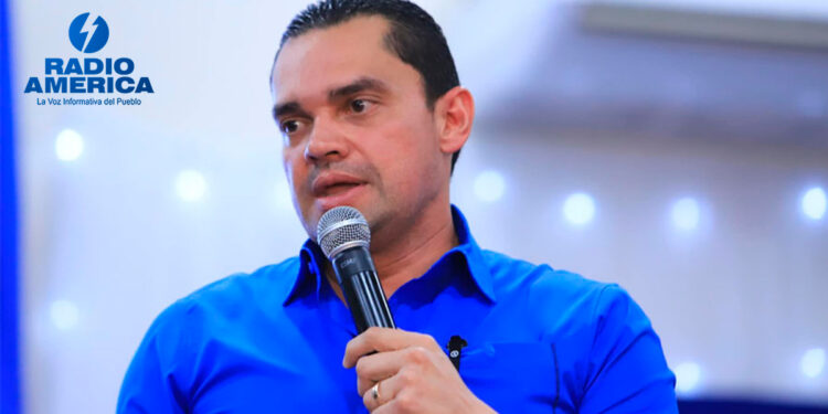 Tomás Zambrano_radioamérica jpg