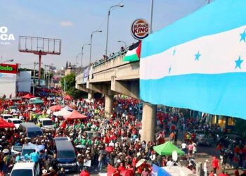 Trabajadores hondureños exigen empleo y salario digno; empresarios proponen pacto nacional