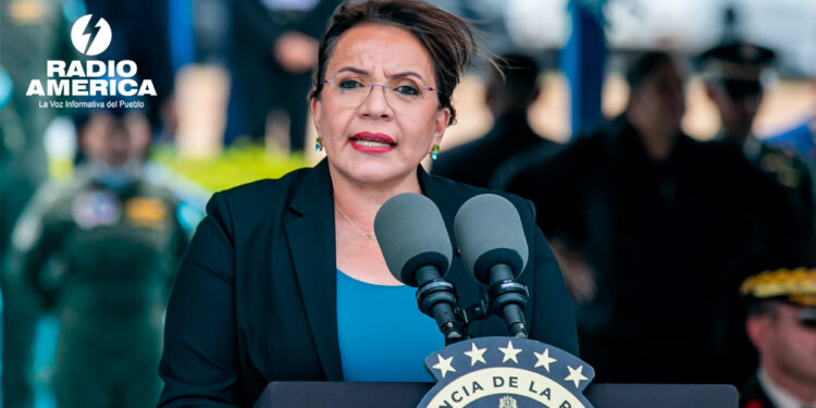 Xiomara Castro_radioamérica jpg