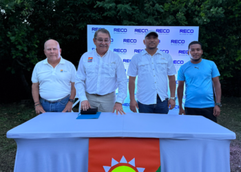 RECO inaugura proyecto eléctrico en Colonia Ovando, beneficiando a más de 100 familias