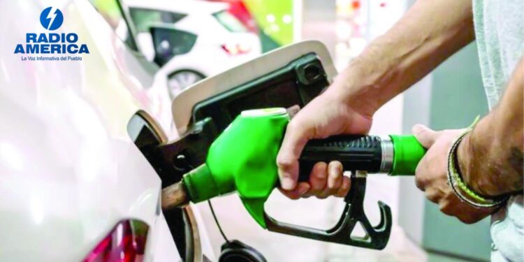 Gasolinas súper y regular suben de precio a partir del 2 de junio