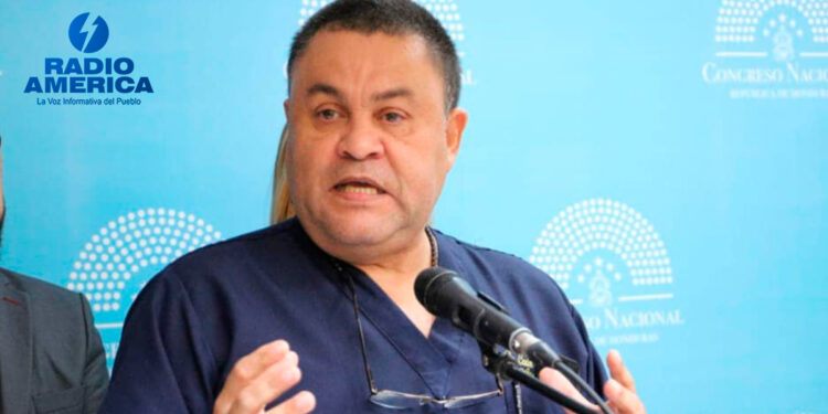 Carlos Umaña_radioamérica jpg