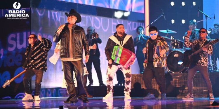 La banda mexicana Grupo Firme cancela show en EE.UU. y dice que sus visas fueron suspendidas por el Gobierno de Trump