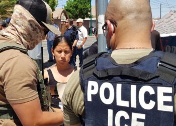 Activistas exigen respuesta a autoridades de Los Ángeles tras redadas de inmigración