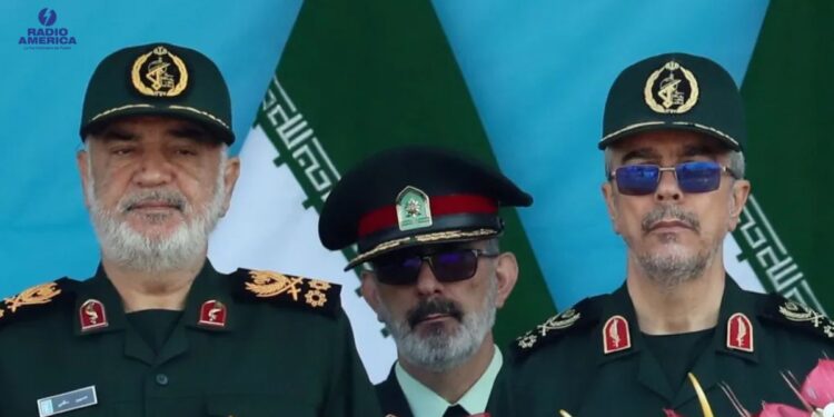 ¿Quiénes son los altos cargos militares iraníes muertos en los ataques de Israel?