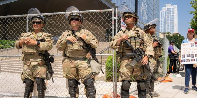Claves para entender la batalla por el uso de la Guardia Nacional en Los Ángeles