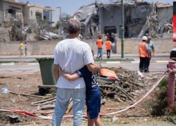 EE.UU. recomienda a sus ciudadanos en el extranjero extremar las precauciones tras el ataque a Irán