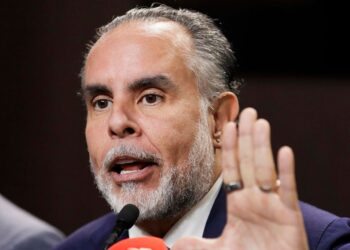 Gobierno colombiano anuncia 1.000 hombres para la seguridad de aspirantes presidenciales