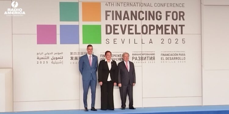 Presidenta Castro solicita eliminar los privilegios fiscales para mejorar desarrollo