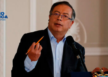 Gustavo Petro_radioamérica jpg