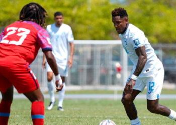 0-1. Honduras avanza a la tercera ronda con un autogol de Islas Caimán