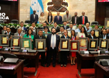 Premios periodísticos_radioamérica jpg