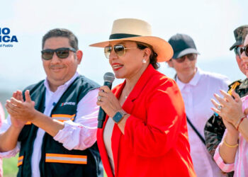 Xiomara Castro_radioamérica jpg