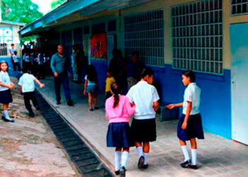 Clases presenciales_radioamérica jpg