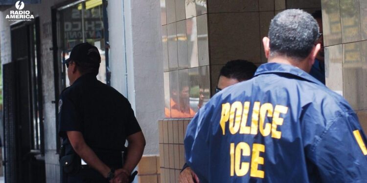 Ciudadano de EEUU exige un millón de dolares a Gobierno Trump por detención en Los Ángeles