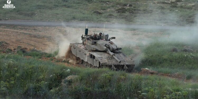 Al menos un muerto y 18 heridos en la ola de bombardeos israelíes contra Damasco