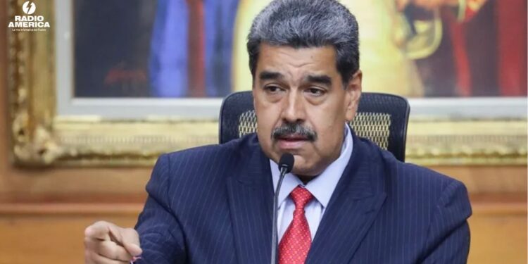 Maduro dice que Bukele intentó impedir salida de aviones que repatriaron a 252 venezolanos