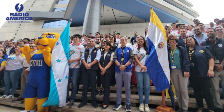 La UNAH juramenta a la delegación Pumas-UNAH que representará al país en los IX Juegos Deportivos Universitarios Centroamericanos JUDUCA 2025
