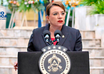 Xiomara Castro_radioamérica jpg