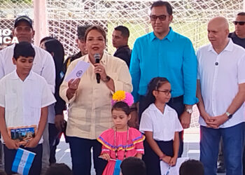 Xiomara Castro_radioamérica jpg