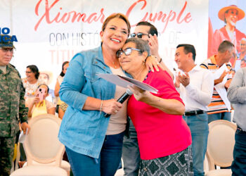 Xiomara Castro_radioamérica jpg