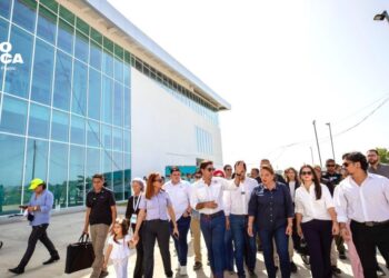 Presidenta Castro supervisa avances en la transformación del aeropuerto “Ramón Villeda Morales”