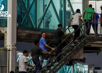ONG exige rendir cuentas por atropellos a liberados por El Salvador y Venezuela