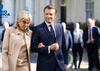 Macron demanda en EEUU a la influencer