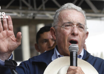 Álvaro Uribe_radioamérica jpg