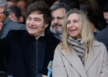 Cinco claves para entender el escándalo por presuntos sobornos en el Gobierno de Milei