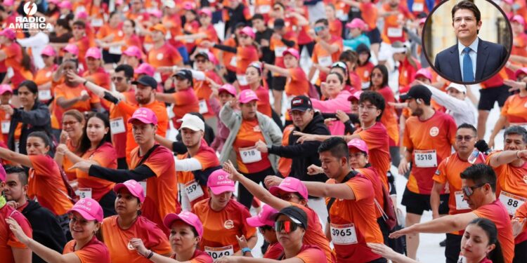 La tradicional Caminata de la Solidaridad de Bogotá rinde homenaje a Miguel Uribe Turbay
