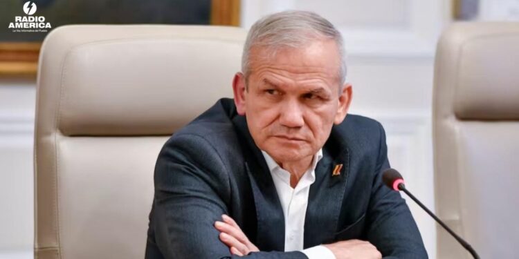 Colombia pide a Nicaragua reconsiderar asilo dado al exfuncionario Carlos González Merchán, buscado por corrupción