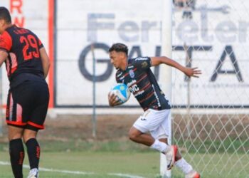 Marathón y Olancho empatan y siguen a la sombra del líder Olimpia